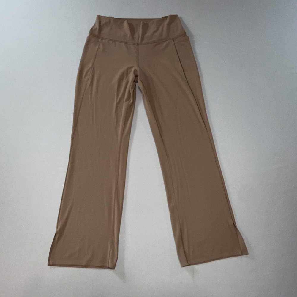 Athleta Transcend Stash Crop Straight Leg Yoga Pants Woman's XL Tan Pockets